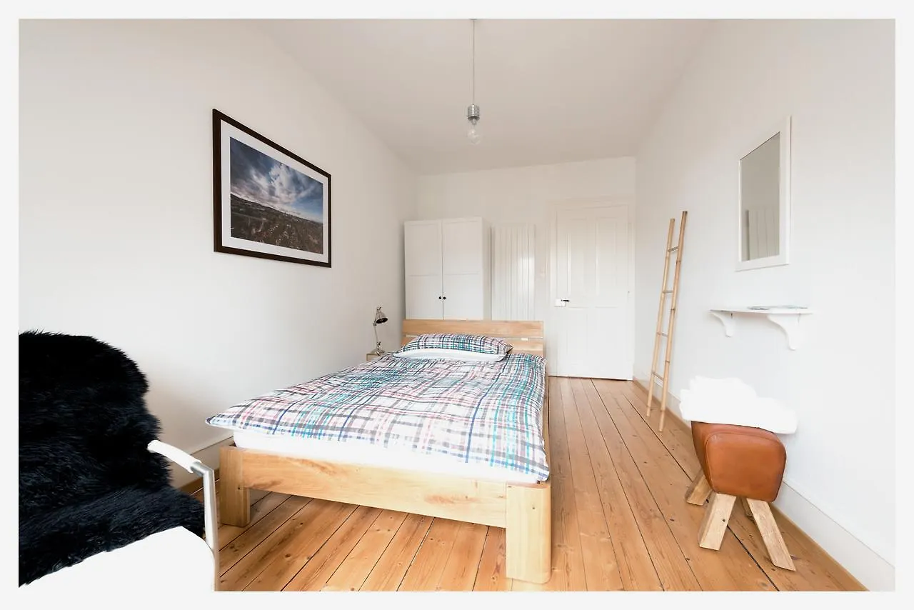 Bed & Kitchen Am Tavelweg Holiday home Bern
